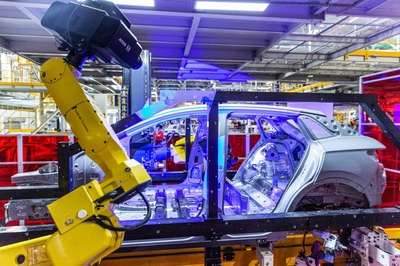 探秘上汽大眾新能源汽車工廠 工業(yè)4.0智能制造原來(lái)是這么一回事